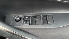 Toyota Corolla 1.8 VVT-i Hybrid Icon Tech 5dr CVT Hybrid Estate